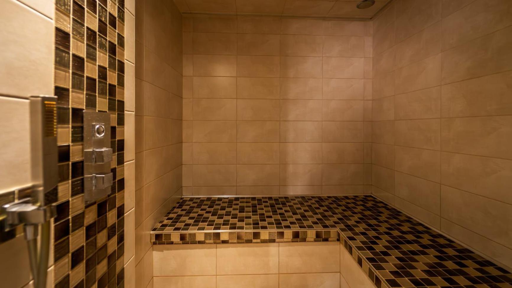 Mezza 47 Spa Precy-sur-Oise Luaran gambar